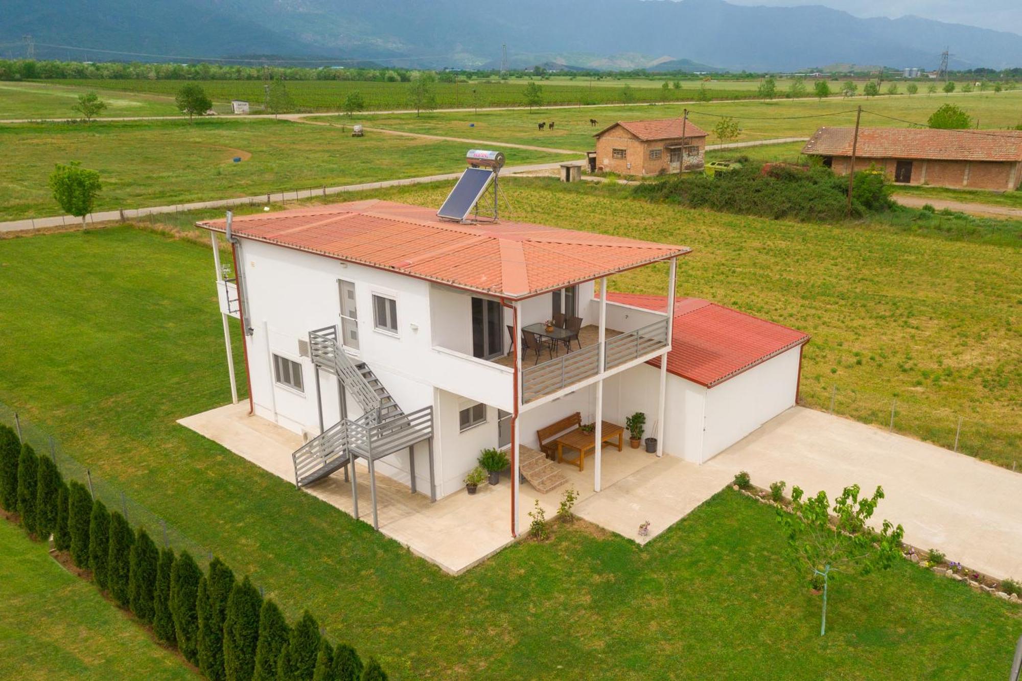 Countryside Apartments First Floor Trikala  Bagian luar foto